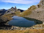 Le Lac et le Refuge de Presset (2514 m) devant la Pierra Menta