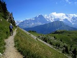 Premières vues sur la trilogie Eiger, Mönch et Junfrau