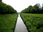 Le canal du Nivernais au départ de Corbigny